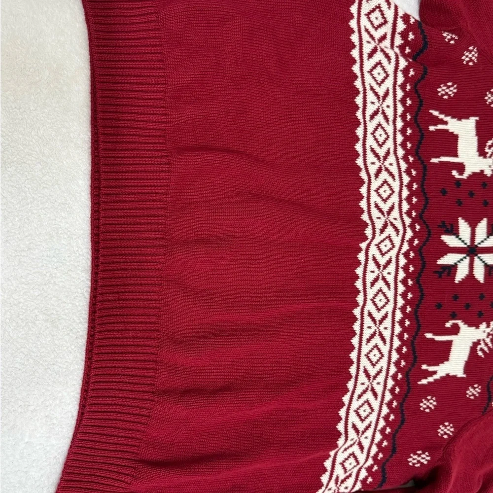 Dockers Festive Red Crewneck Sweater